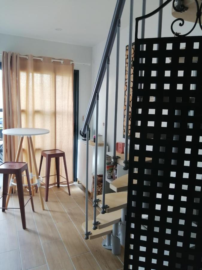 Le Clos du 51 - Chambres d'hôtes Abondant Exterior foto